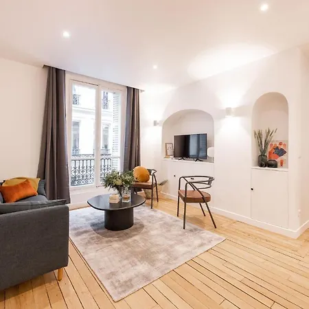 And Renovated Parisian Apartment, 6-7 Guests Appartamento